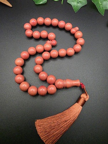 Collectible bakelite miske - collectible,