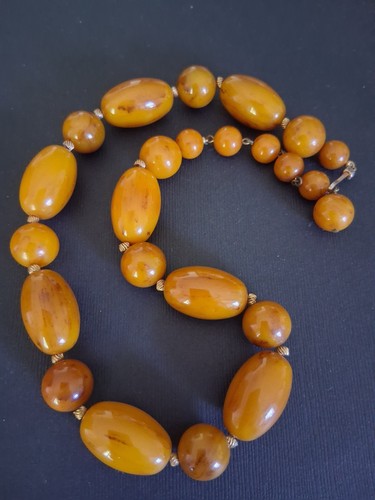 Vintage bakelite necklace