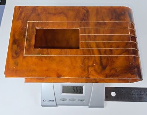 Broken caramel marbled catalin - caramel,